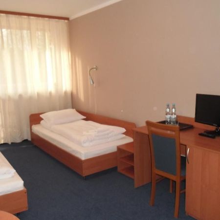 Irss Osrodek Szkoleniowy Hotel Białobrzegi Zewnętrze zdjęcie