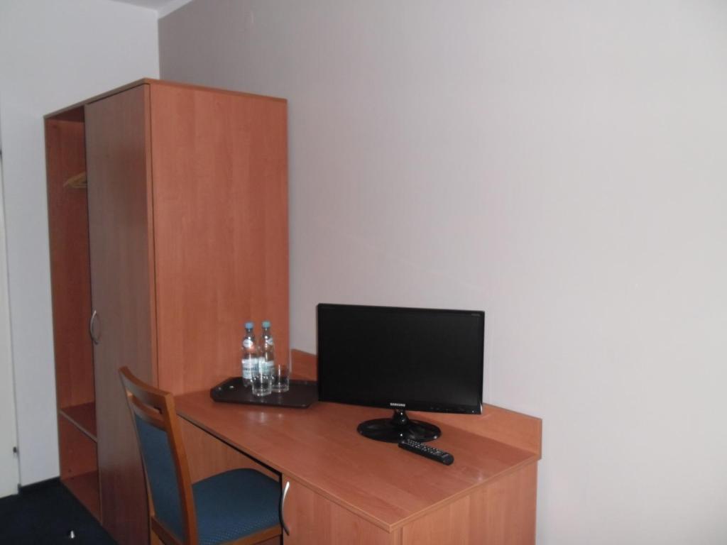 Irss Osrodek Szkoleniowy Hotel Białobrzegi Zewnętrze zdjęcie